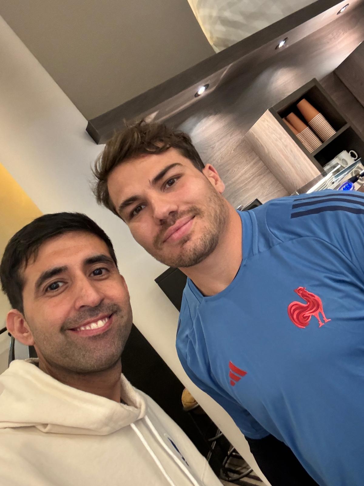Matias Rojas avec Antoine Dupont